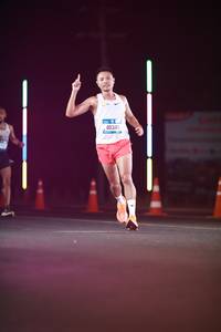 BIB: 40346
                            <button type="button" onclick="openModal(21242989)" class="btn btn-primary btn-sm float-right btn-popup" data-toggle="modal" data-target=".modal-high-quality">
                        <i class="fas fa-shopping-cart"></i> Add to Cart
                    </button>
                                            <button type="button" onclick="isThisMe(21242989, true)" class="btn btn-success btn-sm float-right btn-popup btn-isme hidden" data-toggle="tooltip" data-placement="bottom" title="นี่คือรูปของคุณใช่ไหม คลิกที่นี่เพื่อเอาเข้าอัลบั้ม">
                        <i class="fas fa-plus"></i> Add to album
                    </button>
                    <button type="button" onclick="isThisMe(21242989, false)" class="btn btn-warning btn-sm float-right btn-popup btn-isnotme hidden">
                        <i class="fas fa-ban"></i> Remove from album
                    </button>